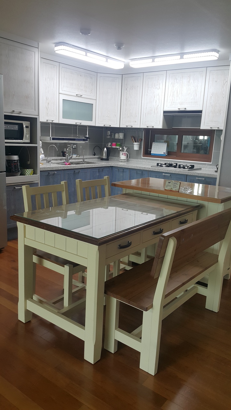 영남네오빌 원목씽크와 수납장